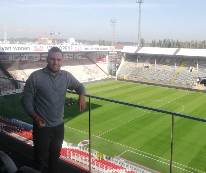 Myinternshipat Michel Malek Takes Us To Royal Antwerp Fc The Fba