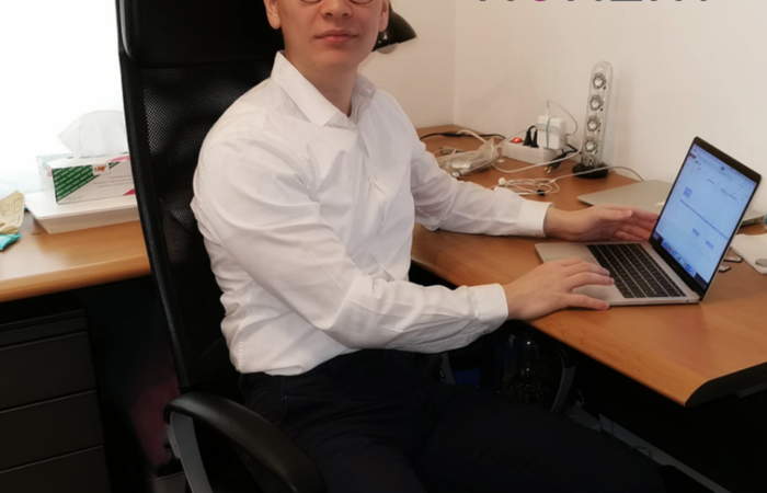 Benjamin Lines - Horizm