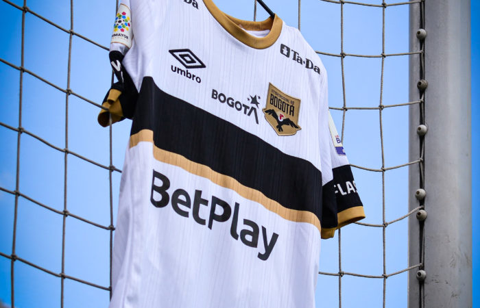 Internacional de Bogotá first kit